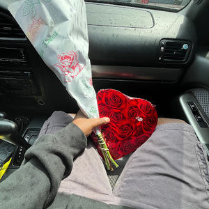 Meet your Posher, Elcia